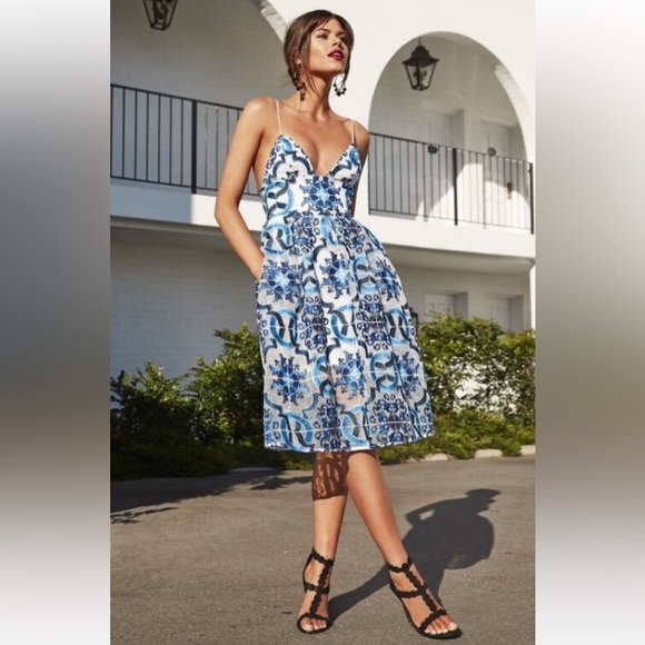 KOOKAI Donatella White Blue Embroidered Cocktail Midi Dress - Picture 2 of 15